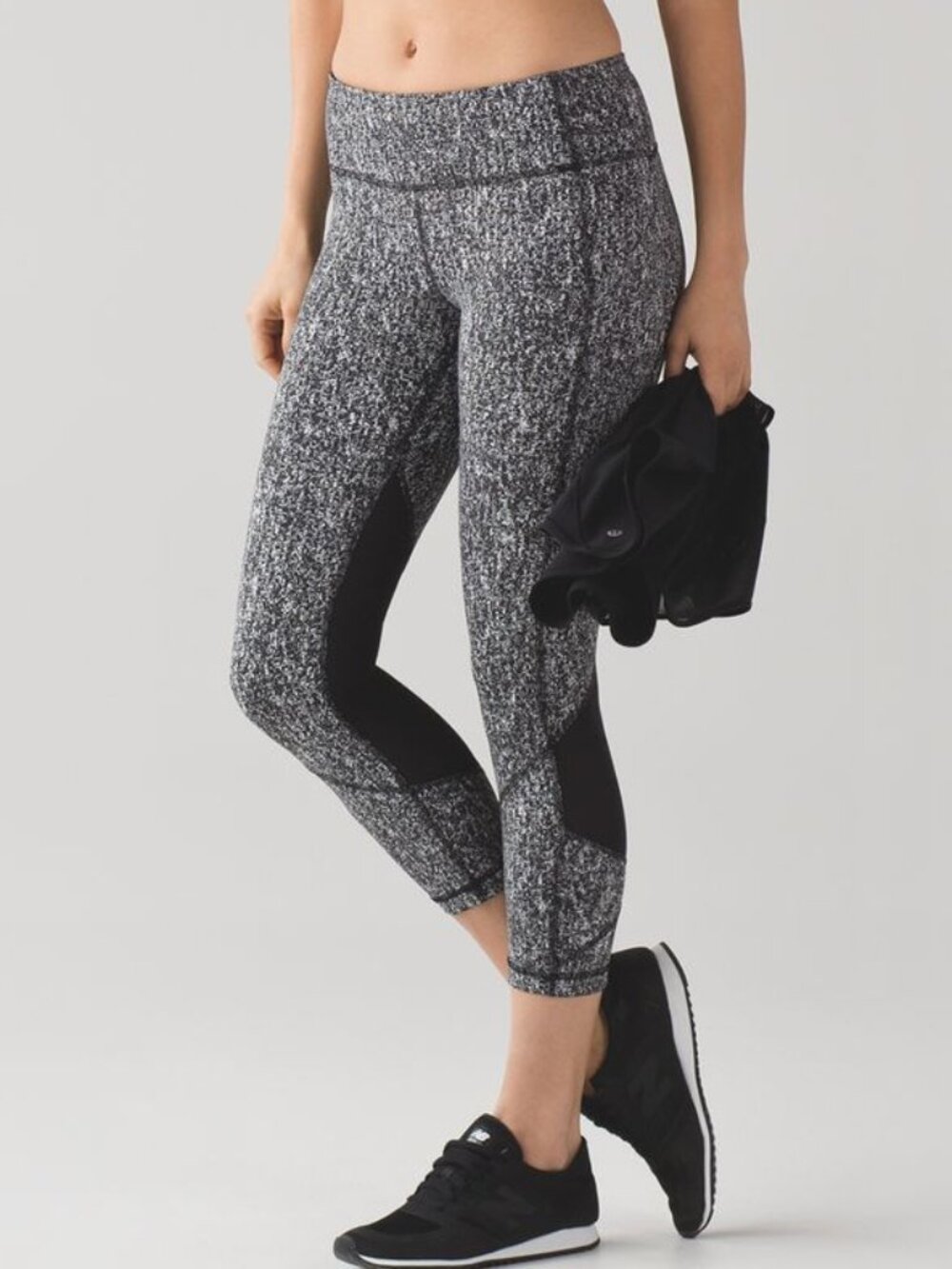 Lululemon Pace Rival Crop (19") Power Luxtreme Suited Jacquard Black White 8